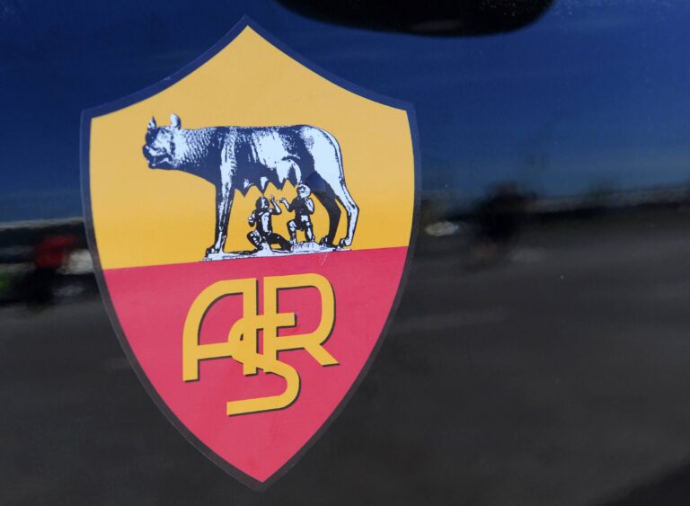 Friedkin to bring back old Roma crest starting next season