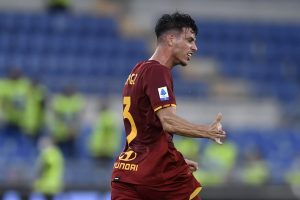 Roger Ibanez of AS Roma