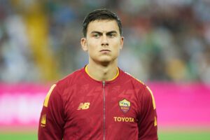 UDINE, ITALY - SEPTEMBER 04: Paulo Dybala of AS Roma looks on during the Serie A match between Udinese Calcio and AS Roma at Dacia Arena on September 04, 2022 in Udine, Italy. (Photo by Emmanuele Ciancaglini/Getty Images)