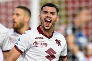 CREMONA, ITALY - AUGUST 27: Nemanja Radonjic of Torino FC celebrates after scoring his team second goal during the Serie A match between US Cremonese and Torino FC at Stadio Giovanni Zini on August 27, 2022 in Cremona, Italy. (Photo by Alessandro Sabattini/Getty Images)