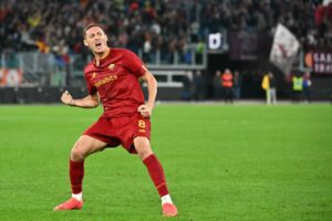 AS Roma's Serbian midfielder Nemanja Matic celebrates after scoring an equalizer during the Italian Serie A football match between AS Rome and Torino on November 13, 2022 at the Olympic stadium in Rome. (Photo by Andreas SOLARO / AFP) (Photo by ANDREAS SOLARO/AFP via Getty Images)