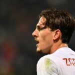 REGGIO NELL'EMILIA, ITALY - NOVEMBER 09: Nicolò Zaniolo of AS Roma looks on during the Serie A match between US Sassuolo and AS Roma at Mapei Stadium - Citta' del Tricolore on November 09, 2022 in Reggio nell'Emilia, Italy. (Photo by Alessandro Sabattini/Getty Images)