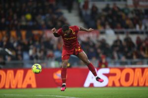 ROME, ITALY - APRIL 02: Emile Wijnaldum of AS Roma scores the opening goal during the Serie A match between AS Roma and UC Sampdoria at Stadio Olimpico on April 02, 2023 in Rome, Italy. (Photo by Paolo Bruno/Getty Images)