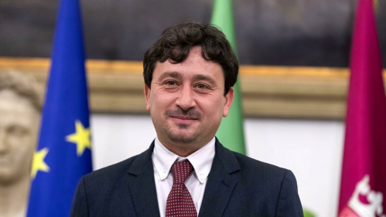 Veloccia Roma Rome official Maurizio Veloccia: