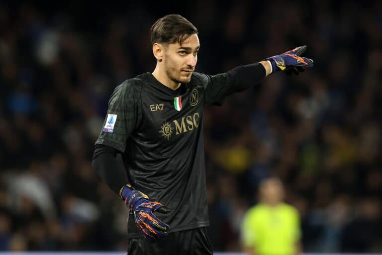 Napoli's Alex Meret linked with summer switch to Roma