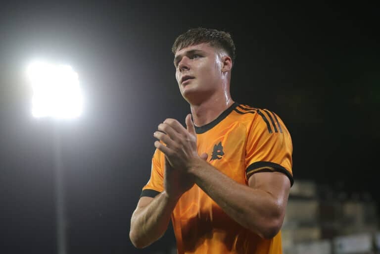 Image for Roma decide to send Evan Ferguson back to Brighton