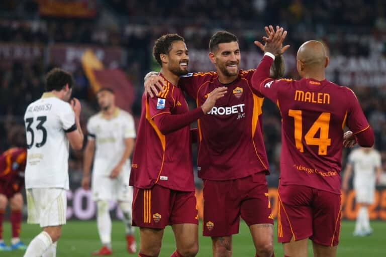 Pellegrini completes 300 appearances for Roma