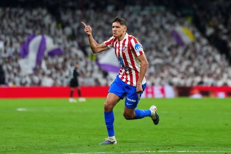 Roma want to close deal for Molina soon